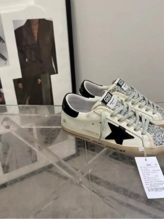 Golden Goose White Leather Sneakers with Black Star & Glitter Toe - Picture 2 of 8